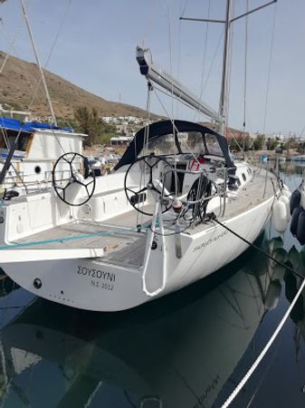 Salona 44 | Sousouni