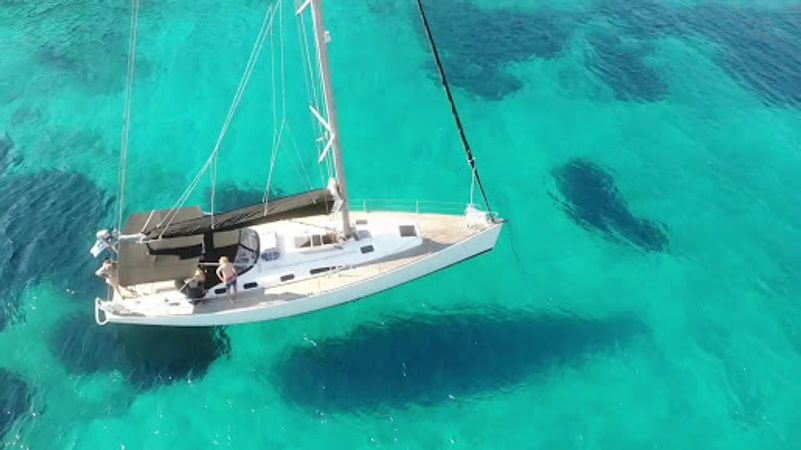 Salona 44 | Sousouni