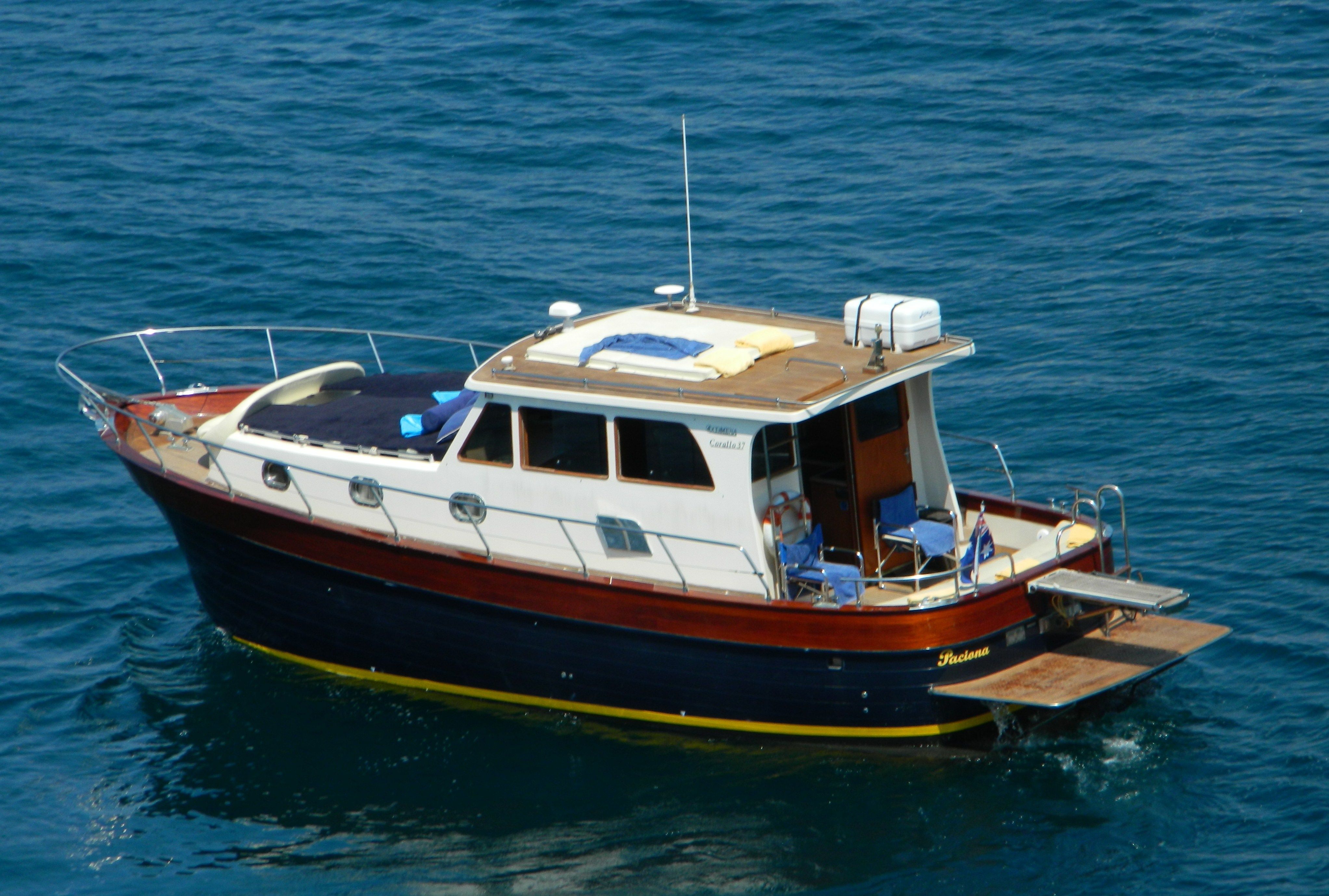 Comena Corallo 37 | Paciona