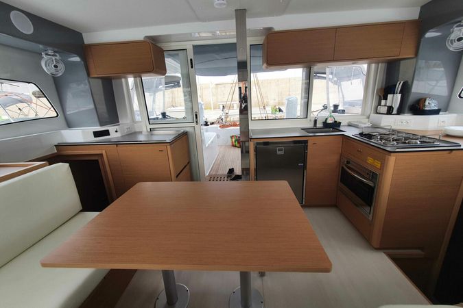 Excess 12 | Brigante