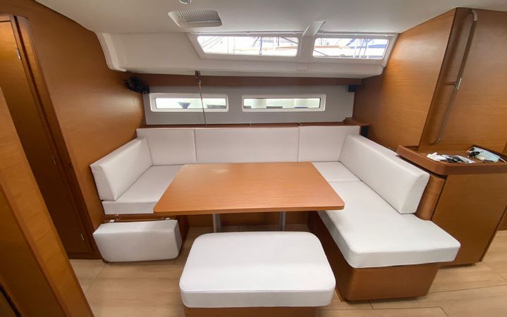 Jeanneau Sun Odyssey 490 | Sventola