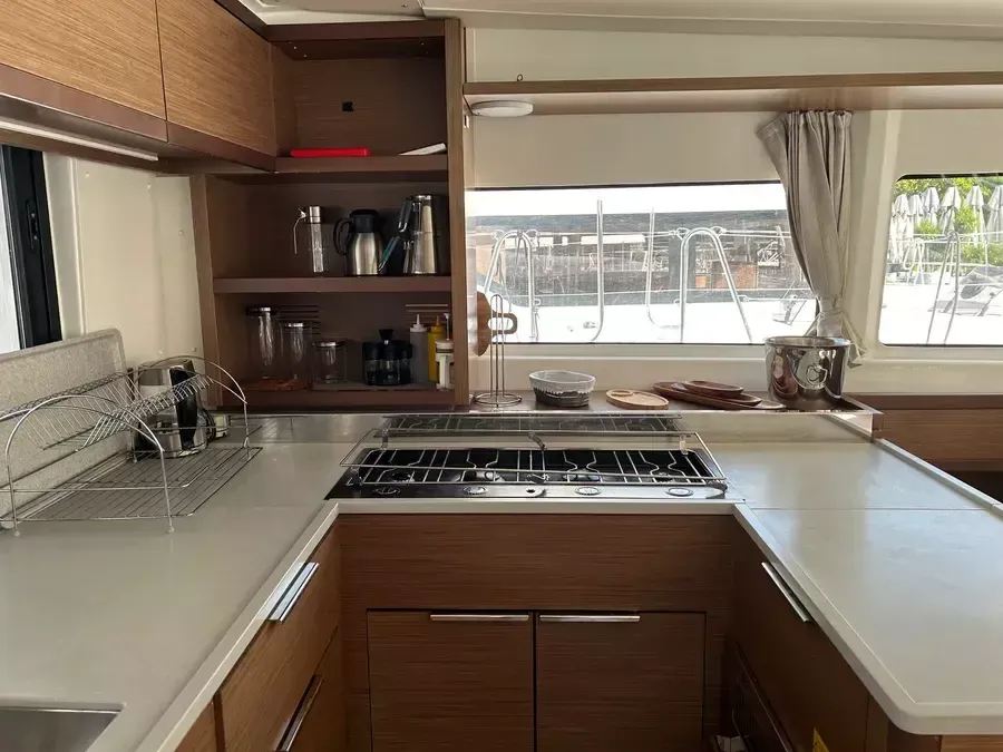 Lagoon 46 | Shanti