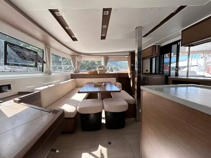 Lagoon 46 | Shanti