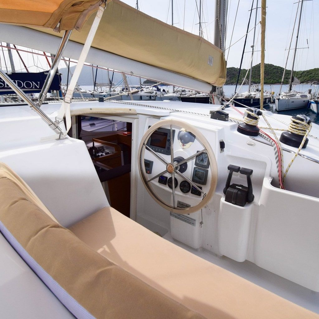 Fountaine Pajot Lipari 41 | Twin Swans