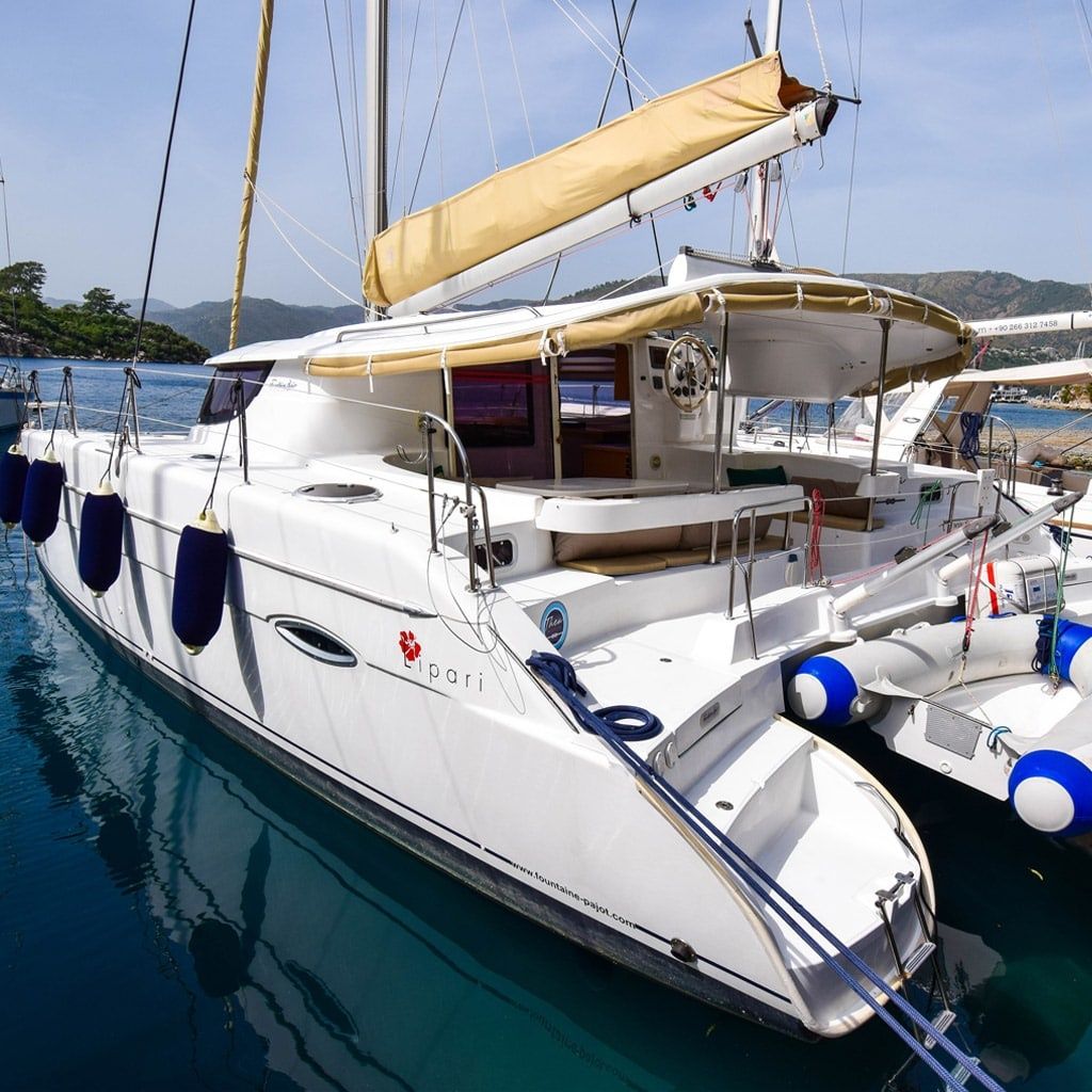 Fountaine Pajot Lipari 41 | Twin Swans