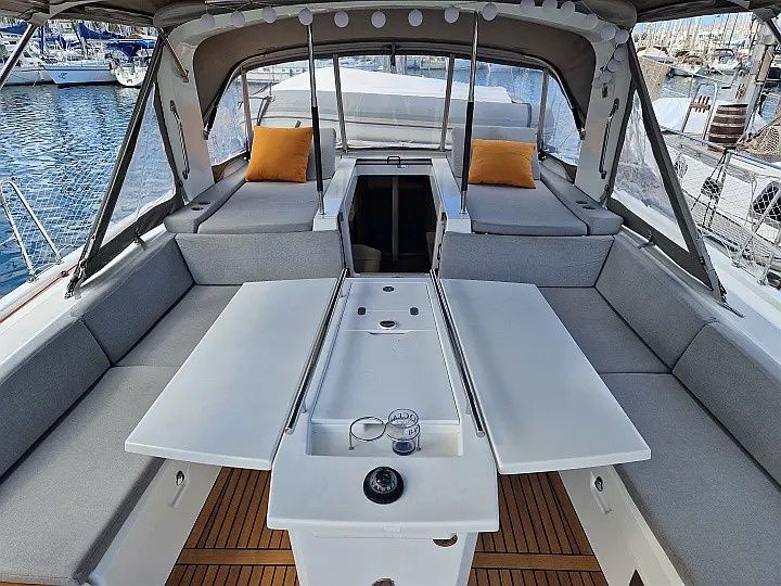 Beneteau Oceanis 51.1 | Skalpel 2