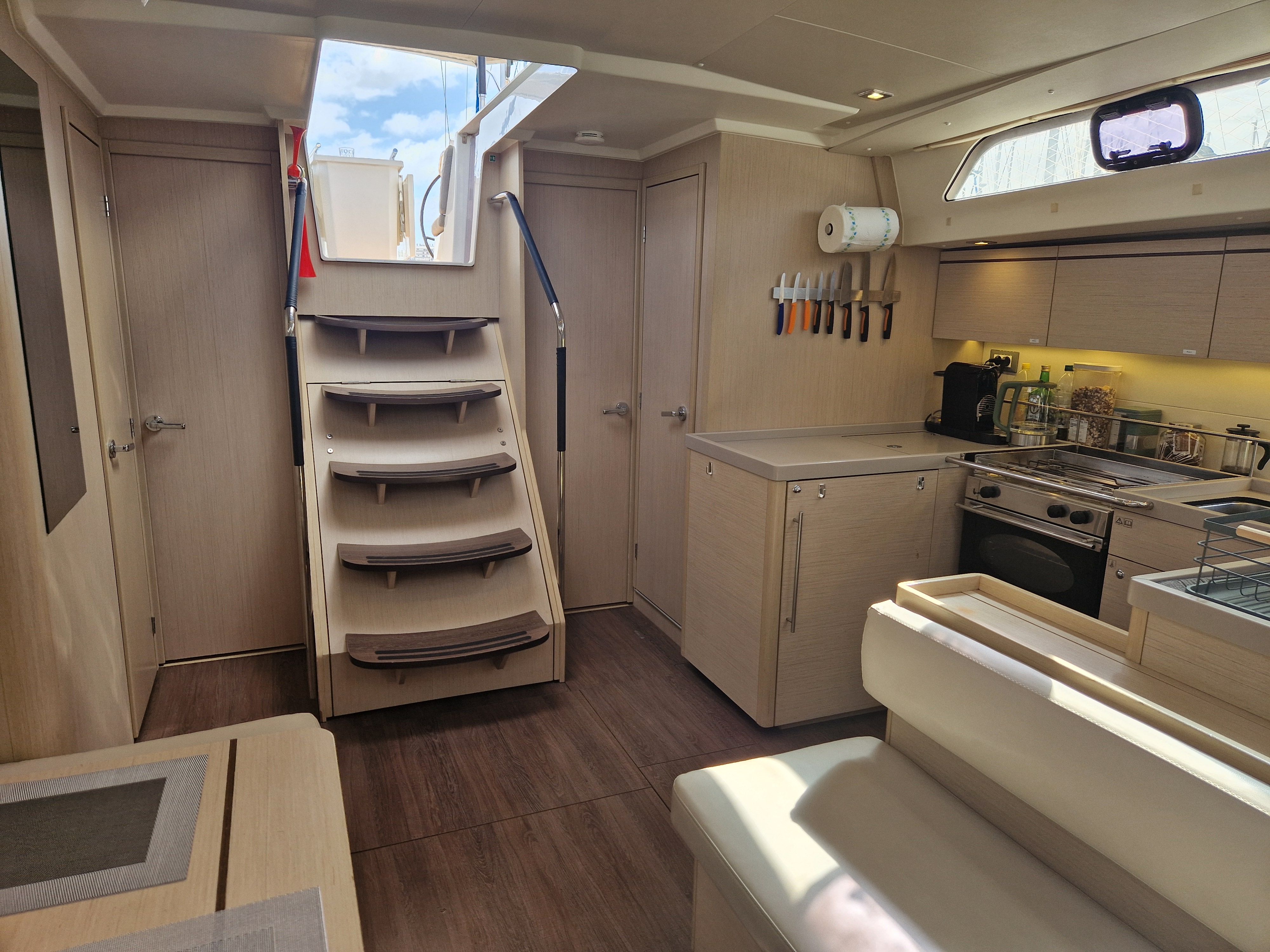 Beneteau Oceanis 51.1 | Skalpel 2