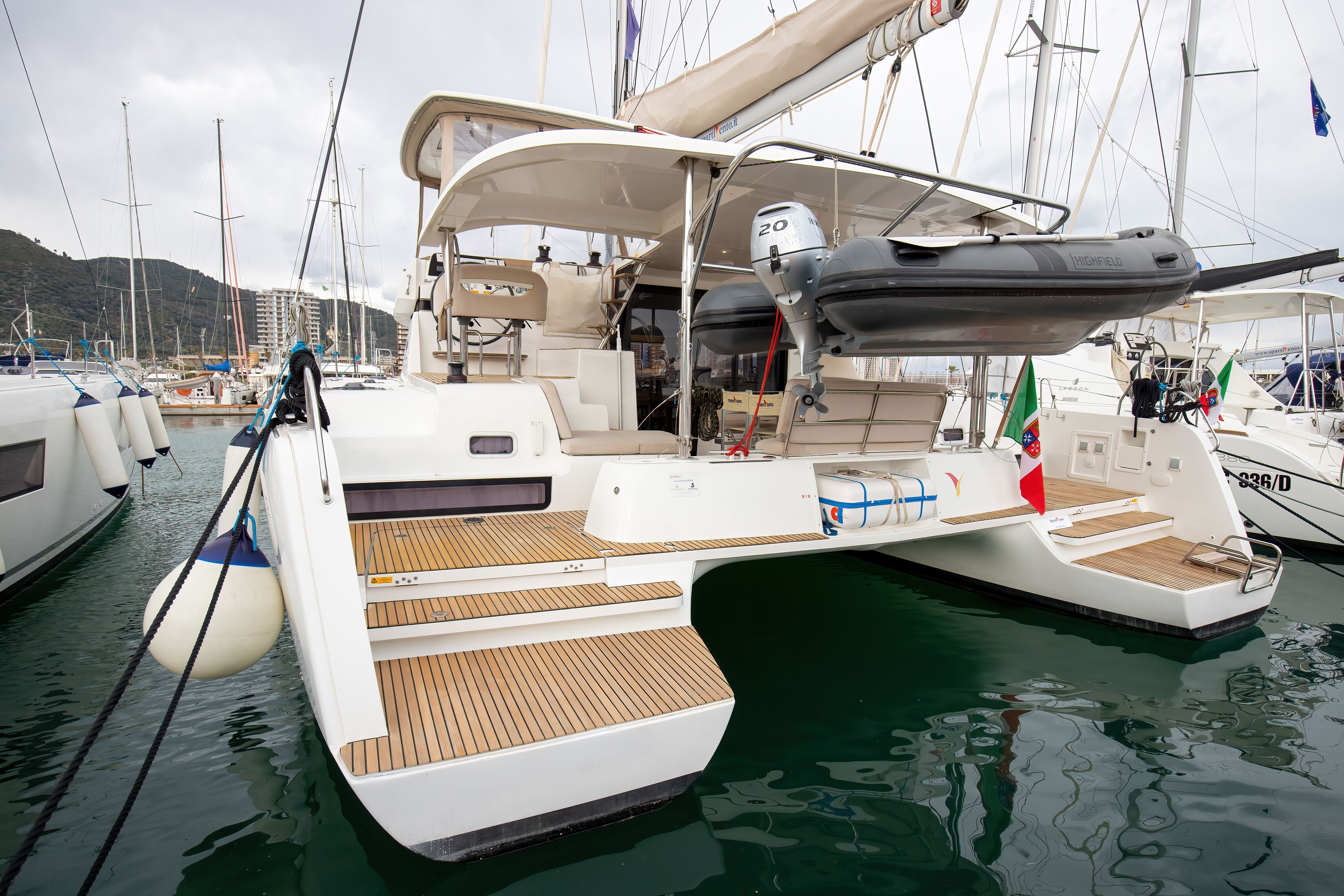 Lagoon 42 | Brivido