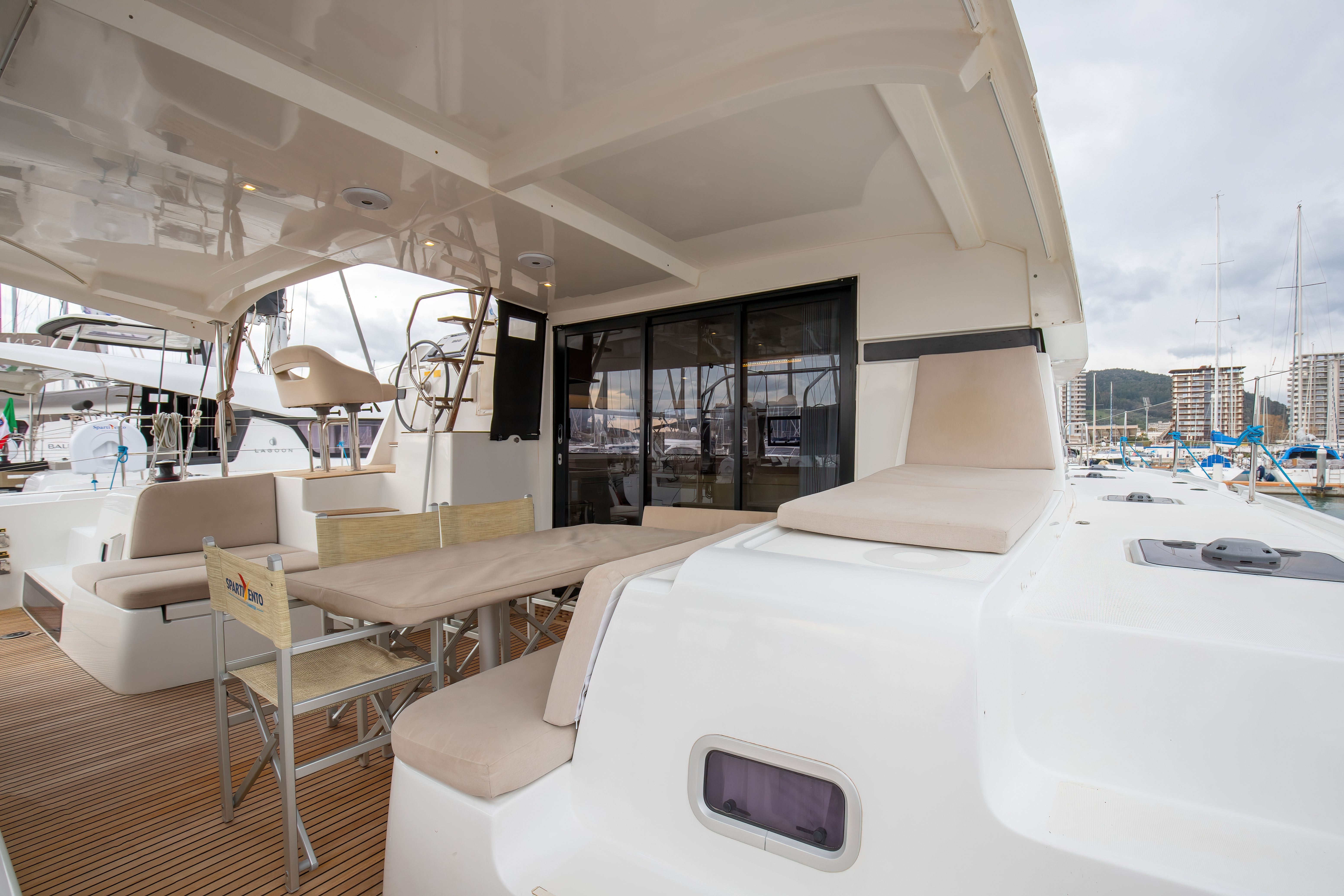 Lagoon 42 | Brivido