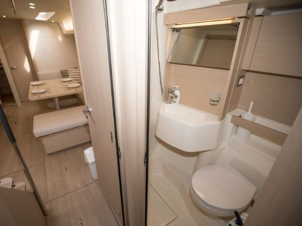 Beneteau Oceanis 51.1 | Nireas