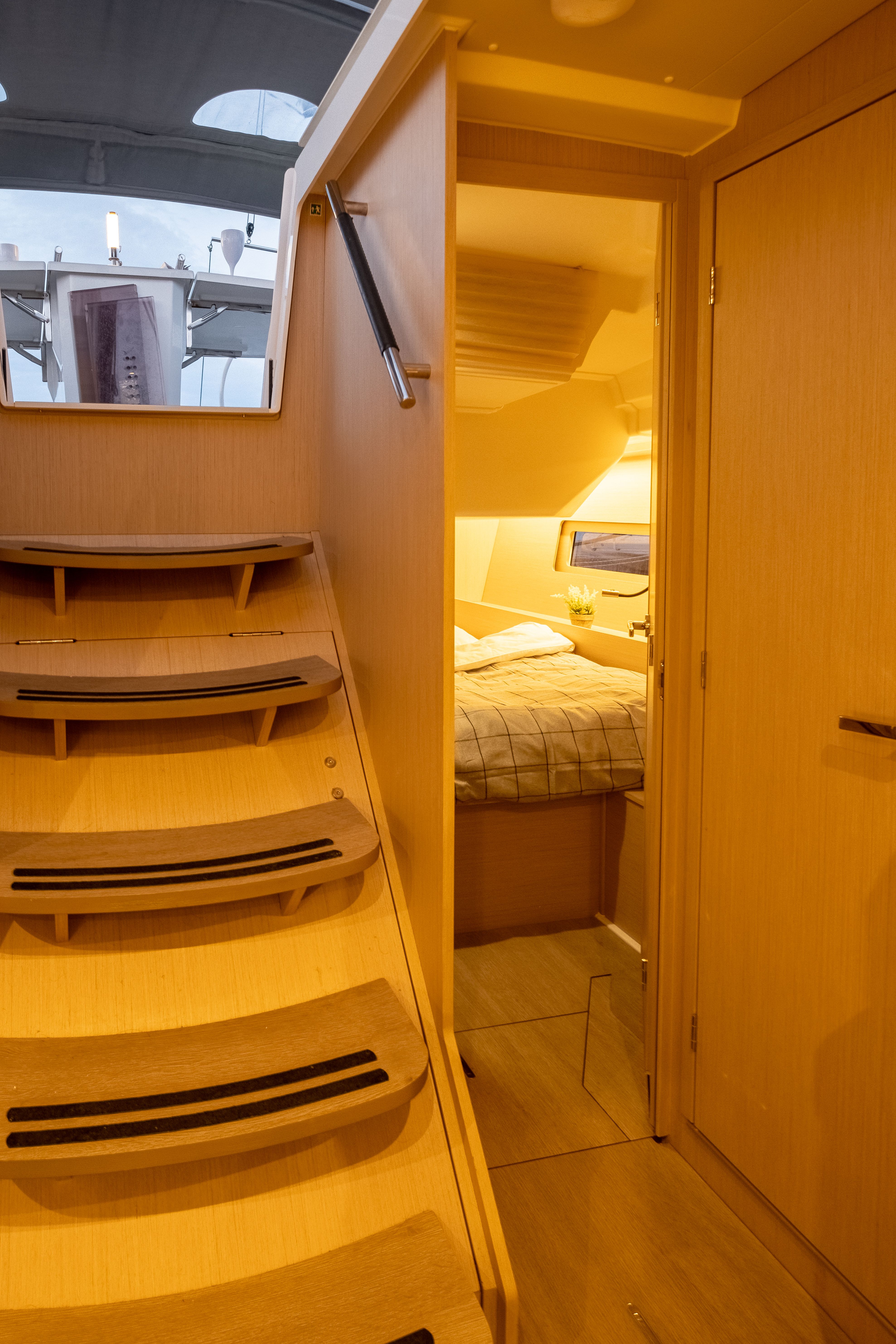 Beneteau Oceanis 46.1 | Ethereal