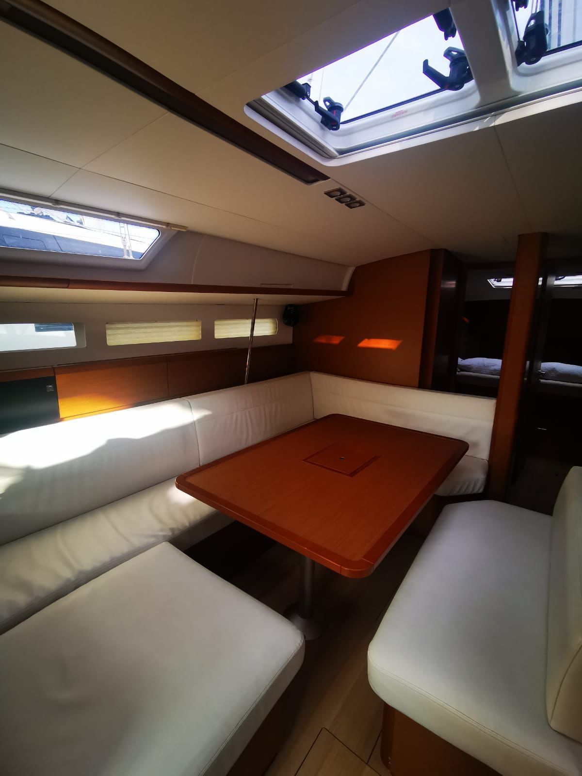 Jeanneau Sun Odyssey 519 | Pata