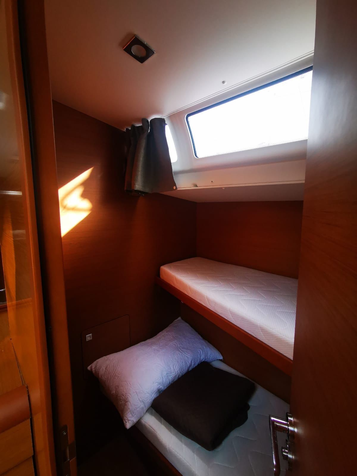 Jeanneau Sun Odyssey 519 | Pata