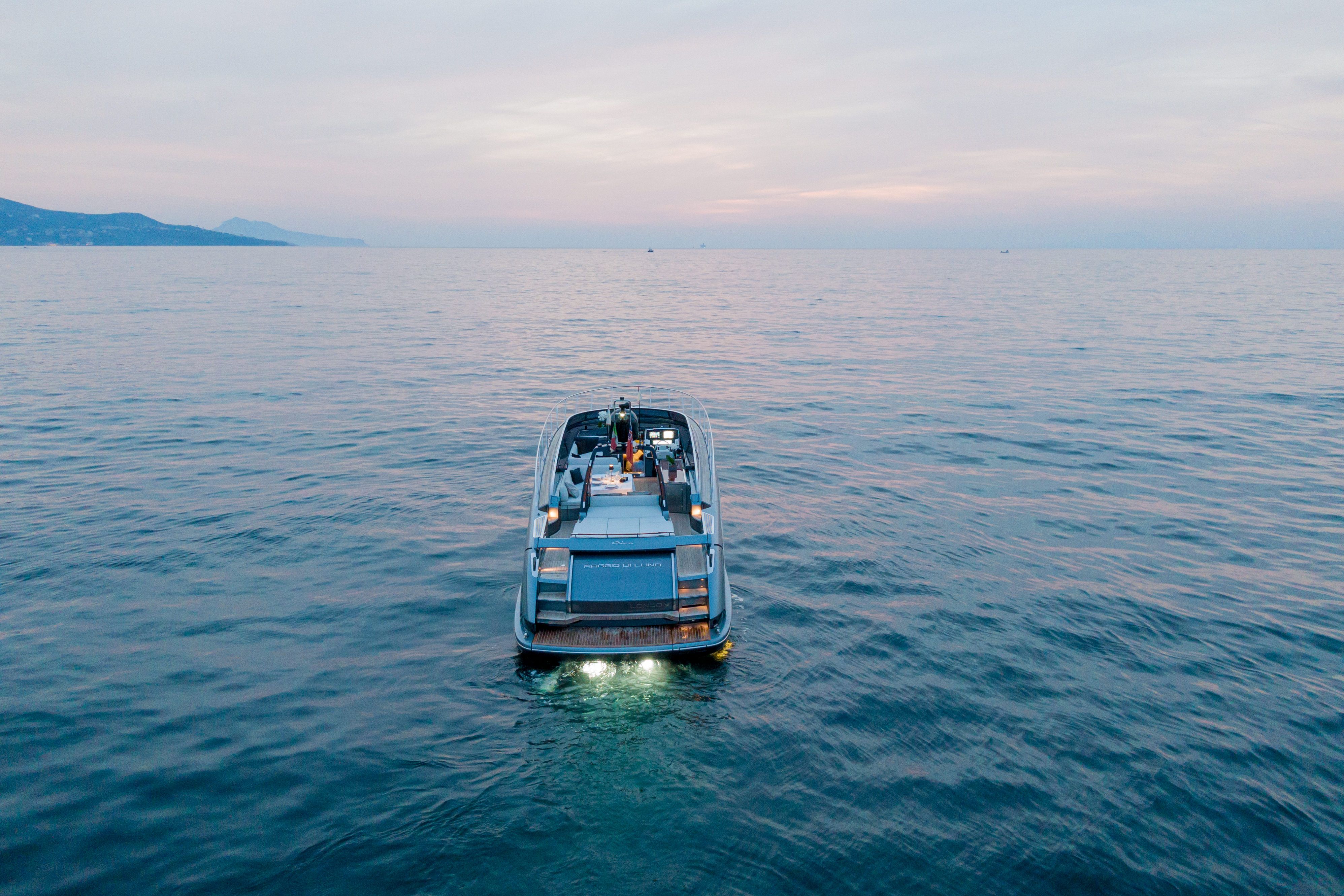 Riva 56 Rivale | Raggio di Luna