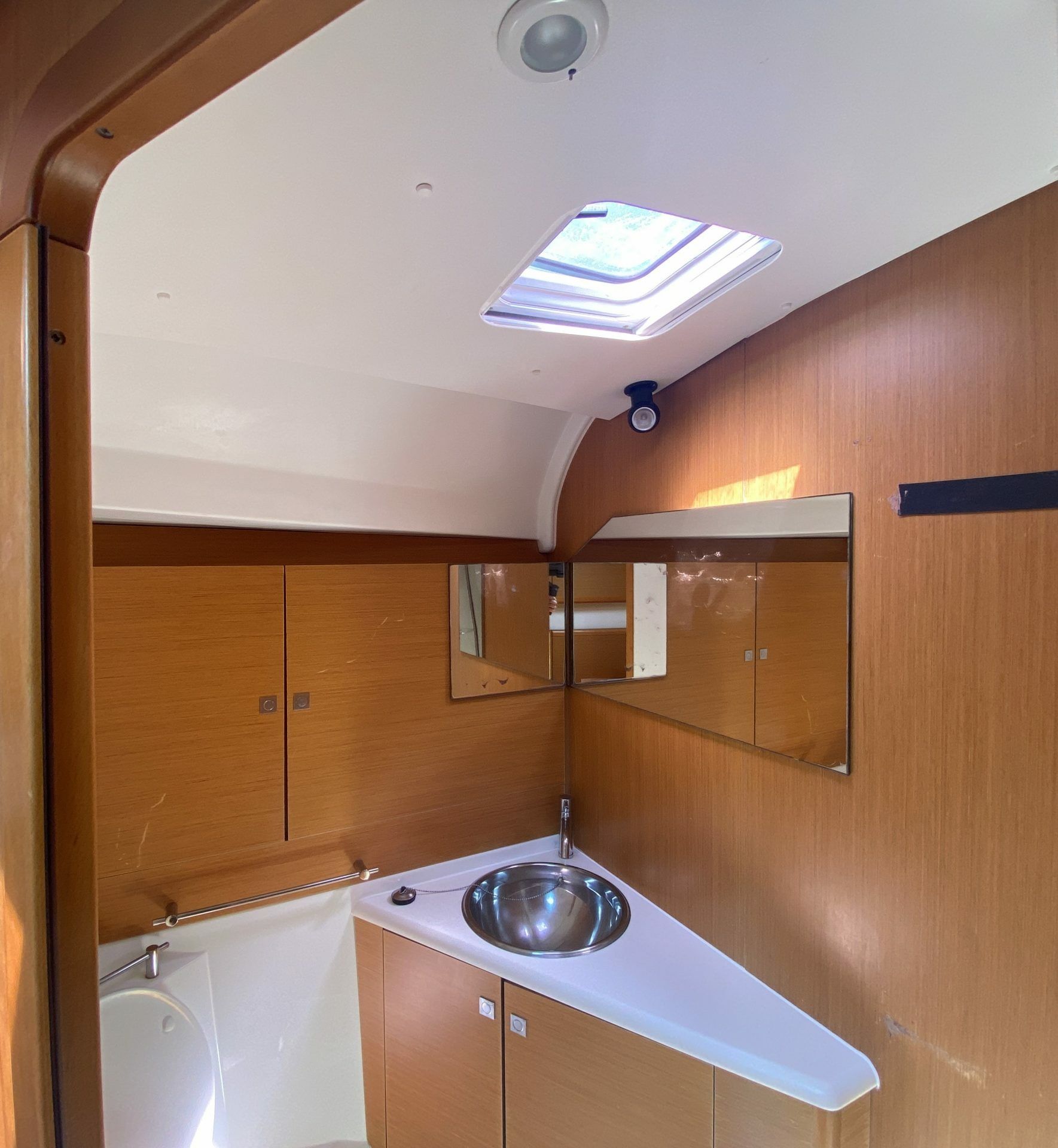 Jeanneau Sun Odyssey 44i | Capella 2