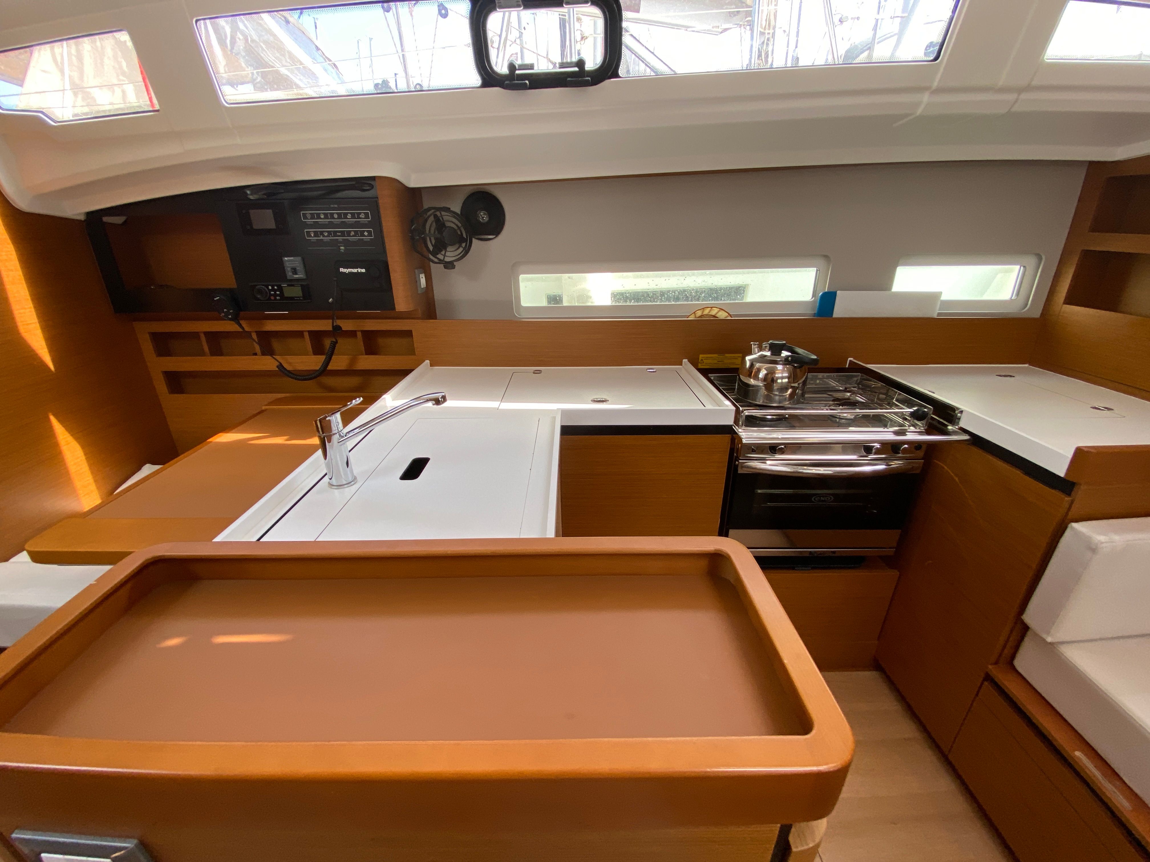 Jeanneau Sun Odyssey 410 | Meliti