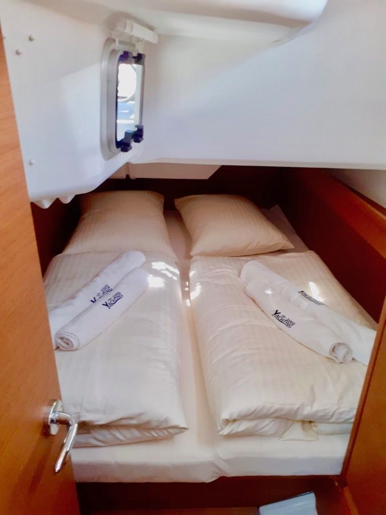 Jeanneau Sun Odyssey 389 | Santana