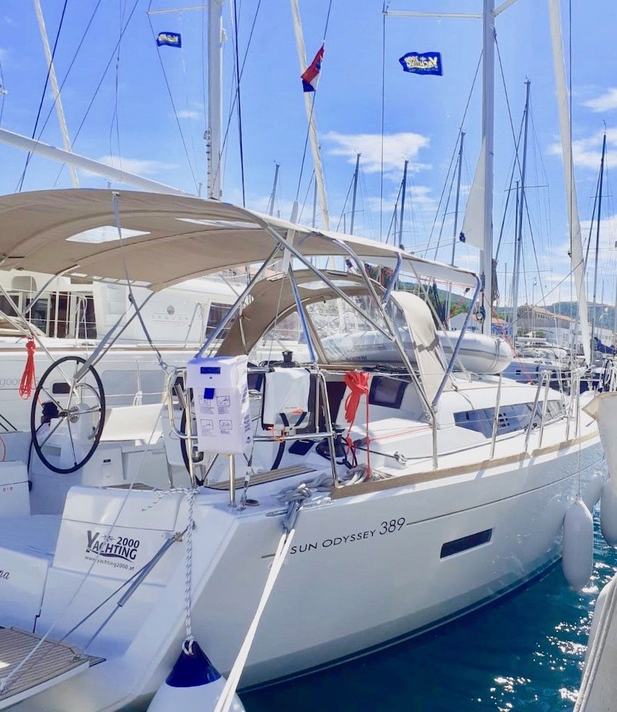Jeanneau Sun Odyssey 389 | Santana