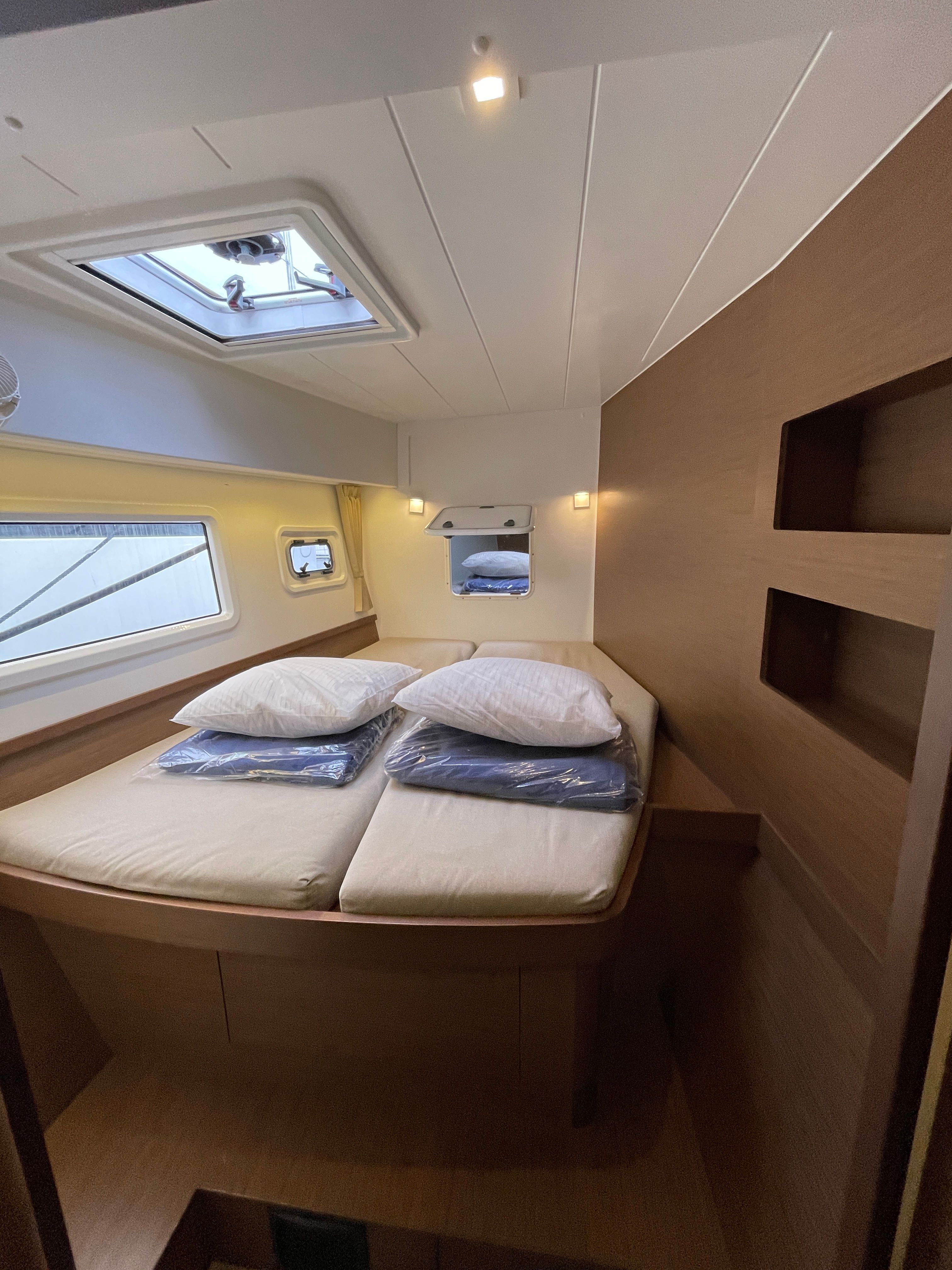 Lagoon 42 | Double Trouble