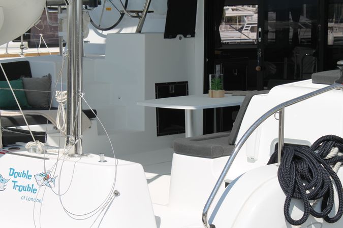 Lagoon 42 | Double Trouble