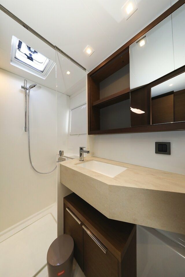 Lagoon 46 | Majestic