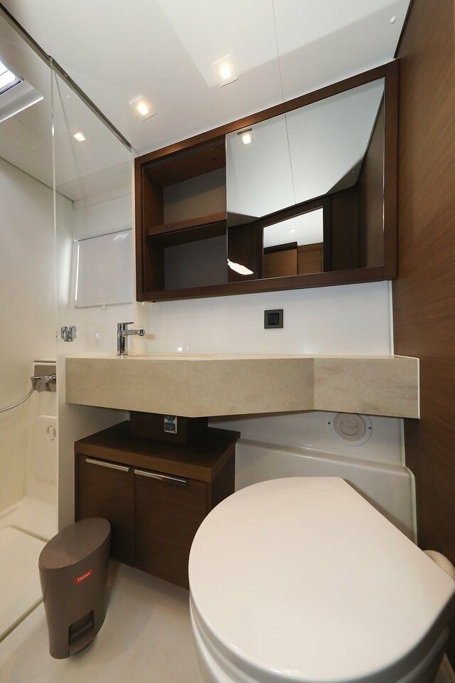 Lagoon 46 | Majestic