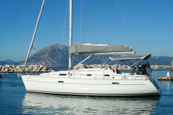 Beneteau Oceanis Clipper 331 | Martha