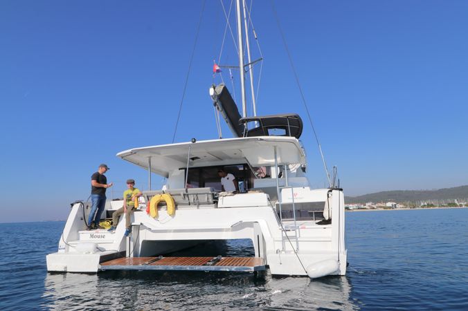 Fountaine Pajot Astrea 42 | Mouse