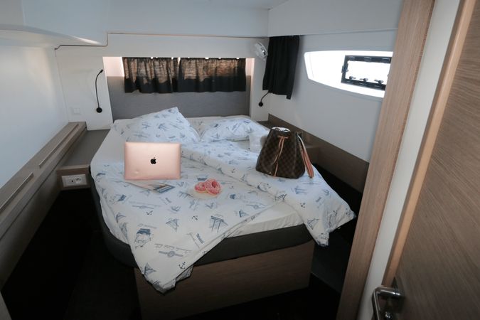 Fountaine Pajot Astrea 42 | Mouse