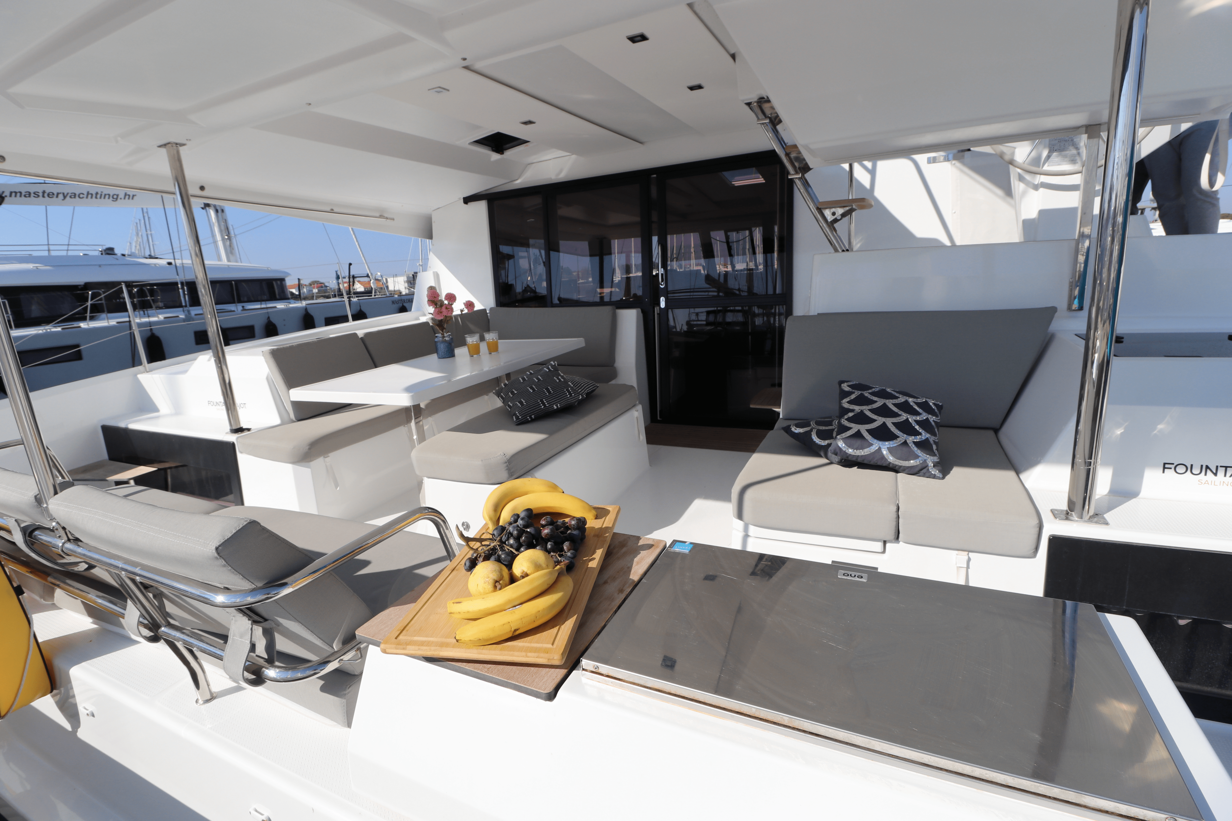 Fountaine Pajot Astrea 42 | Mouse