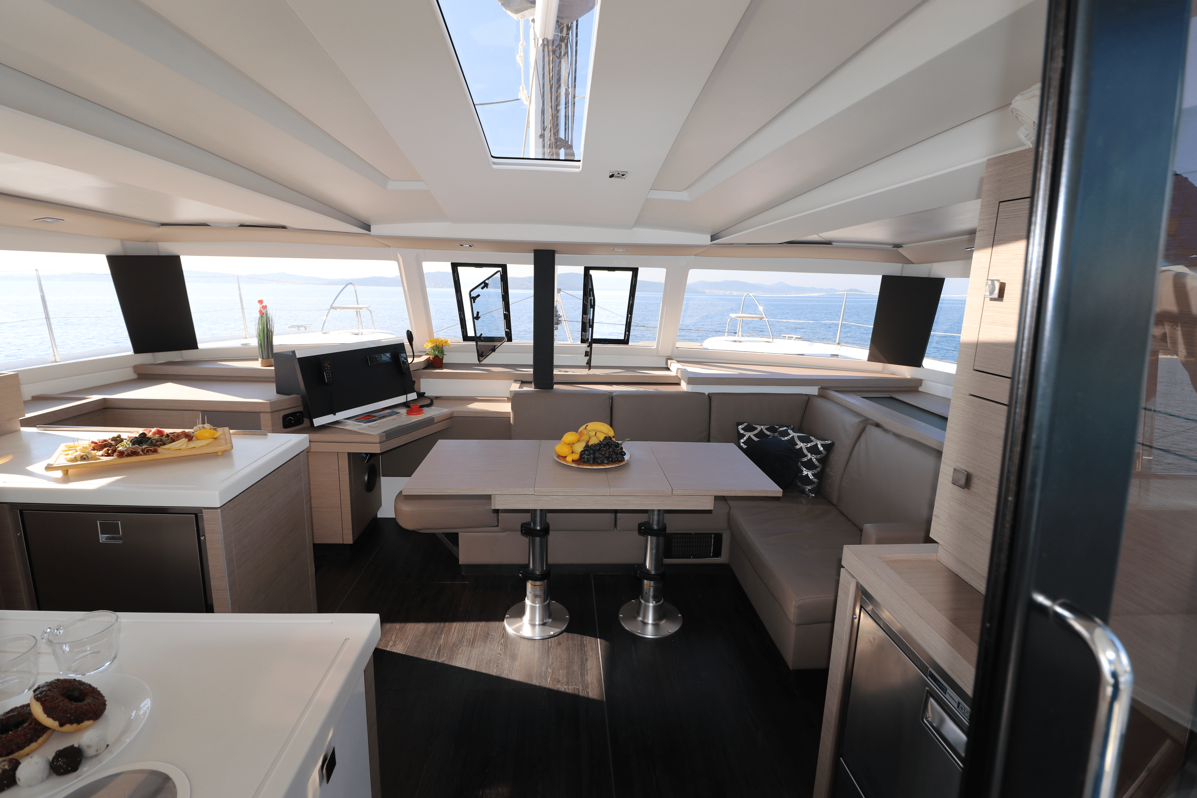 Fountaine Pajot Astrea 42 | Mouse