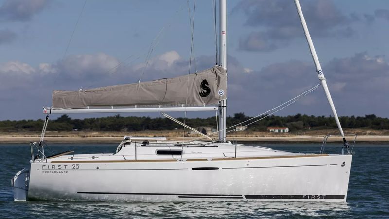 Beneteau First 25 | La Favorite