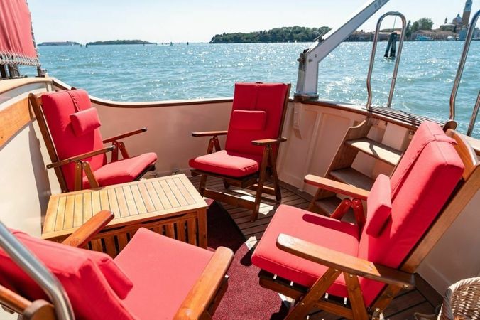 Trawler 68 | Superior