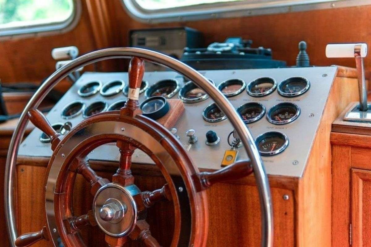 Trawler 68 | Superior