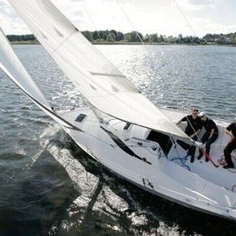 Northman Maxus 33 | Zevs