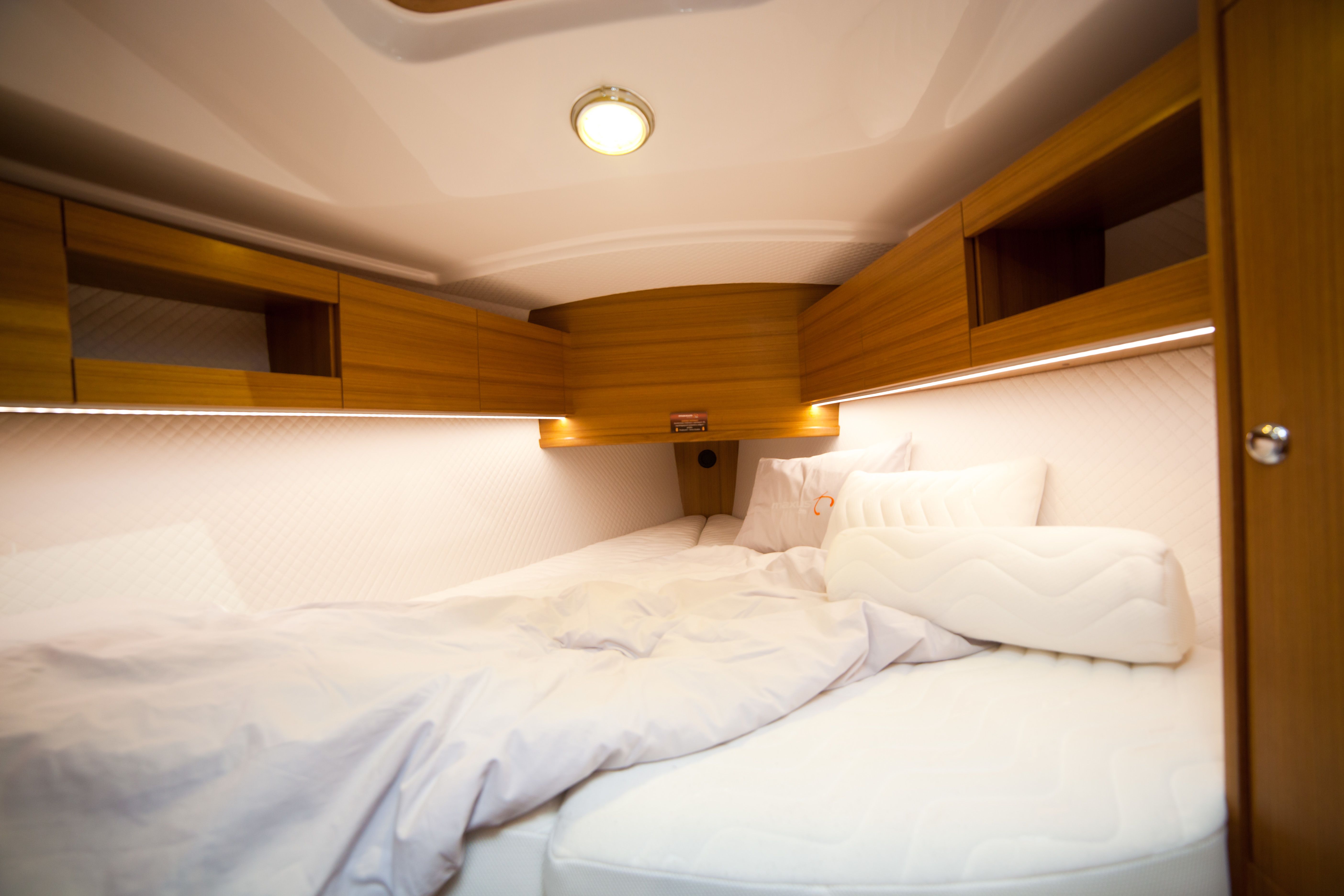 Northman Maxus 33 | Zevs