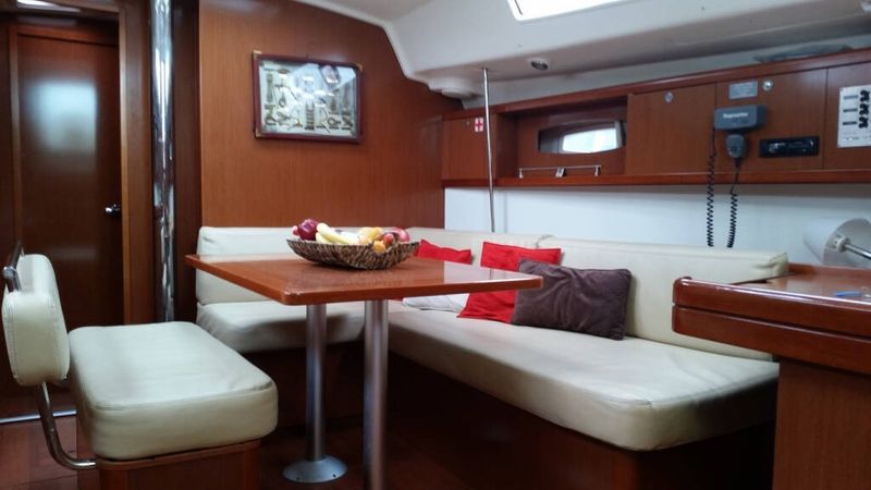 Beneteau Oceanis 43 | Carmen