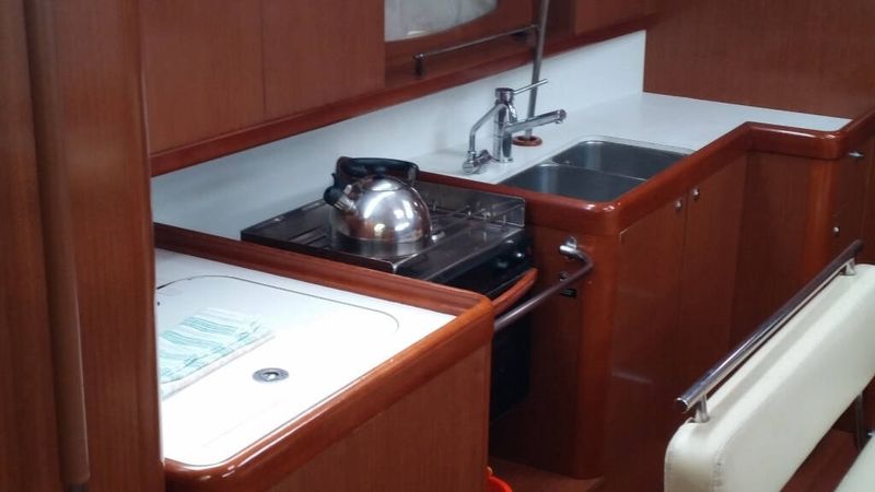 Beneteau Oceanis 43 | Carmen