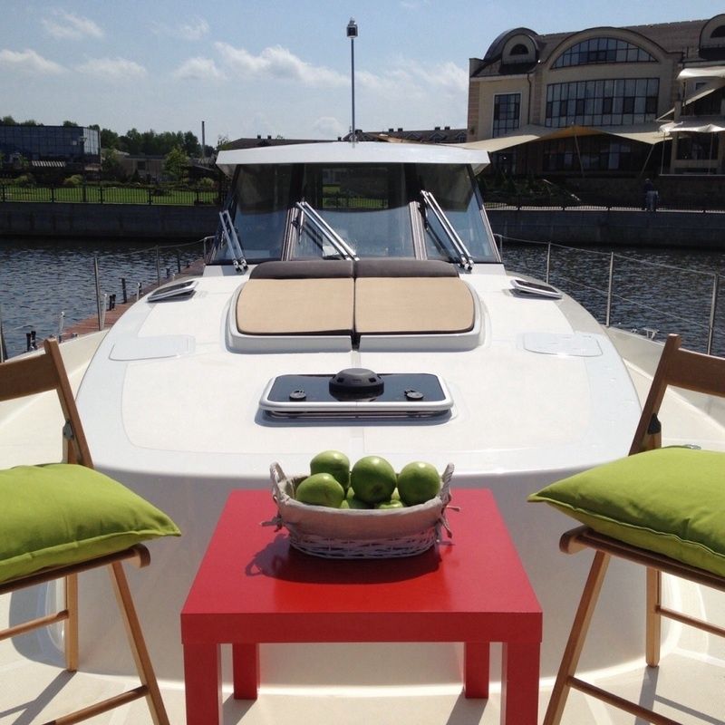 Delphia 1350 | Madam