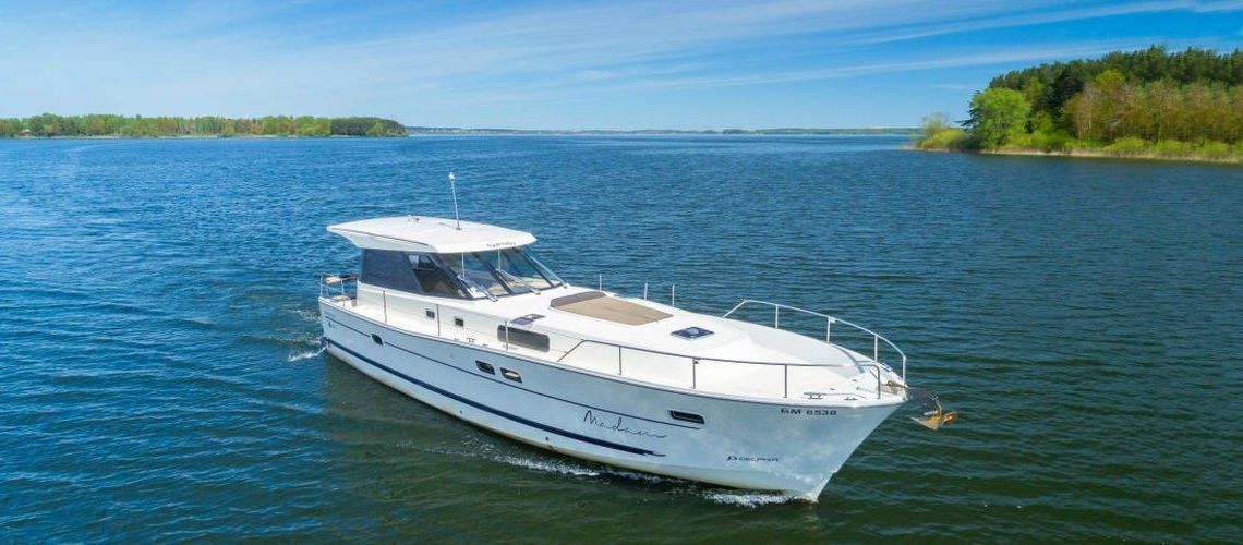 Delphia 1350 | Madam