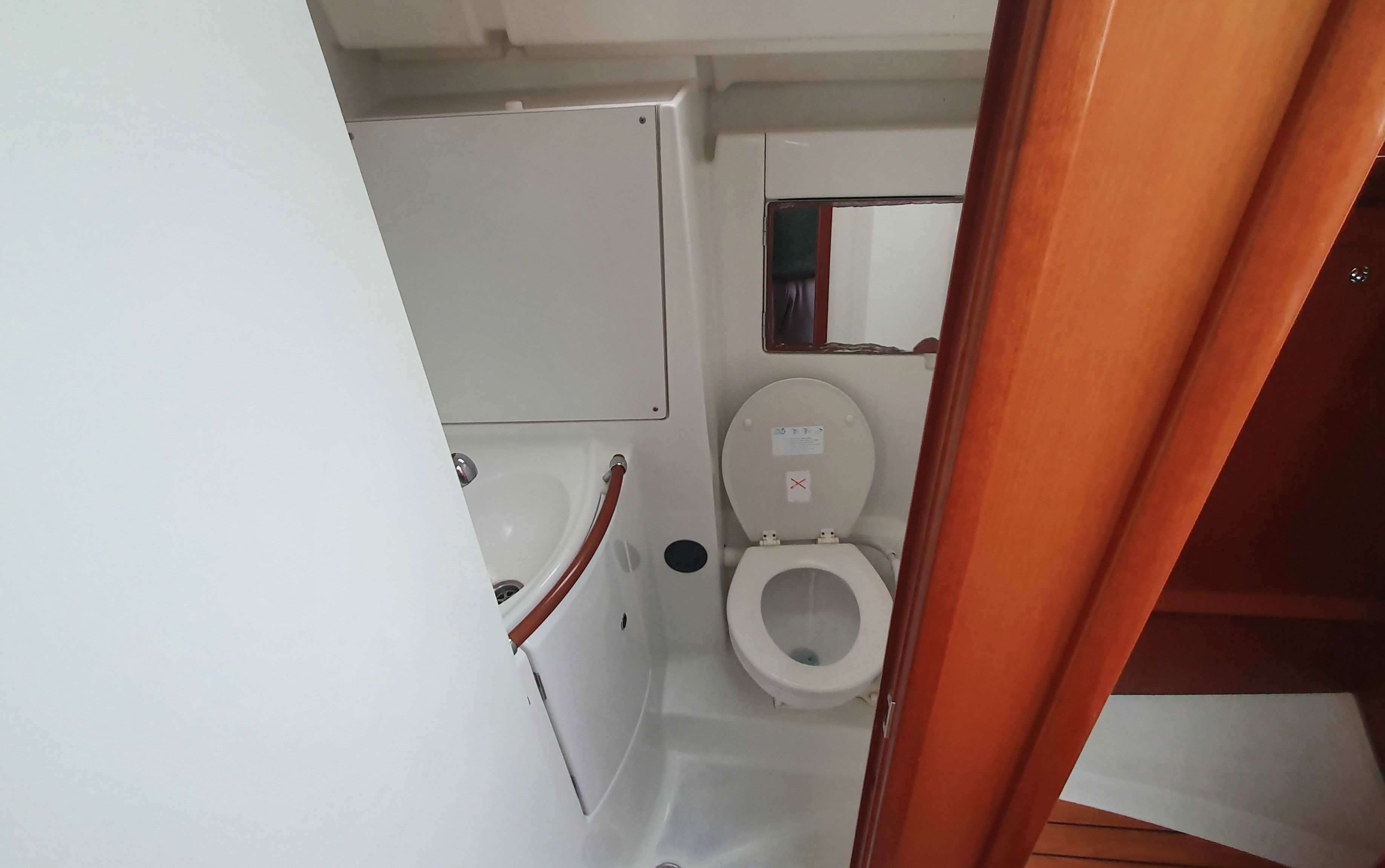 Beneteau Oceanis Clipper 343 | VIP