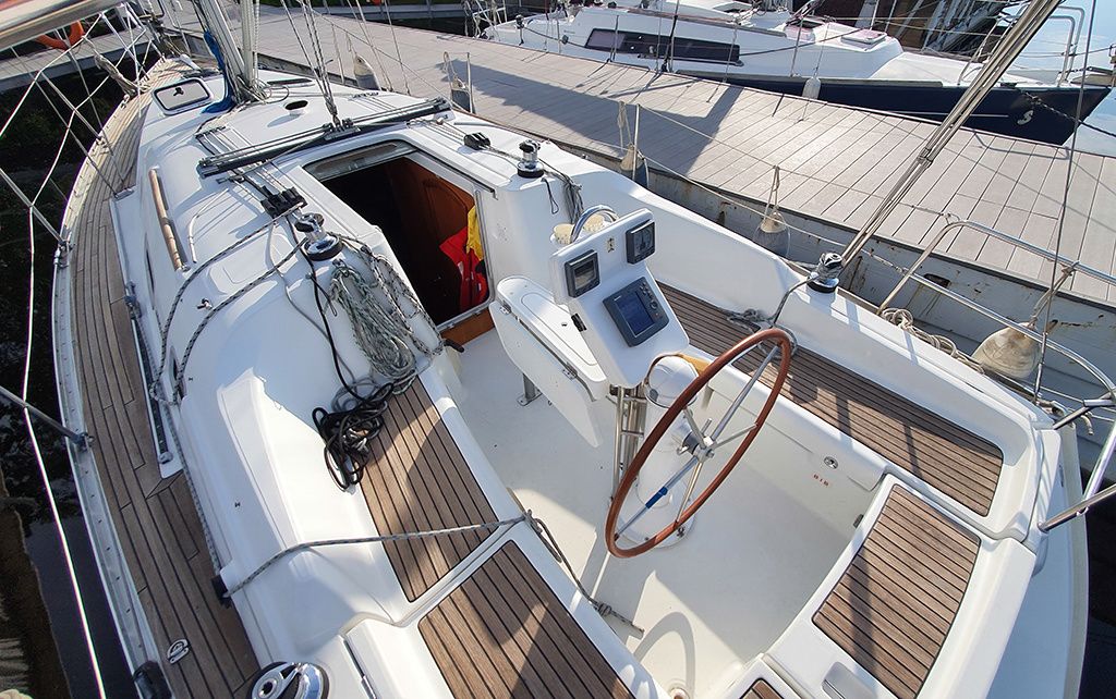 Beneteau Oceanis Clipper 343 | VIP