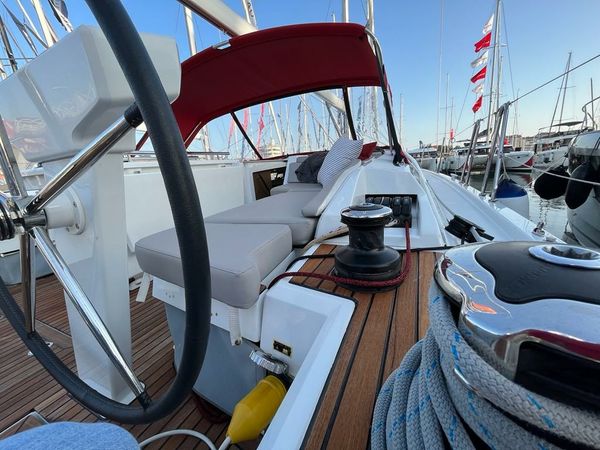 Beneteau Oceanis 46.1 | Nauti Buoy