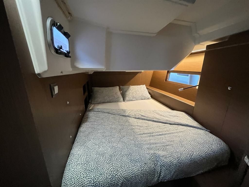 Beneteau Oceanis 46.1 | Nauti Buoy