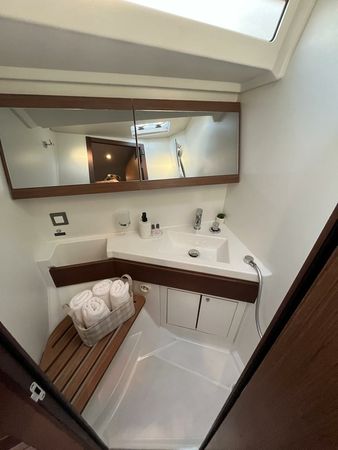 Beneteau Oceanis 46.1 | Nauti Buoy