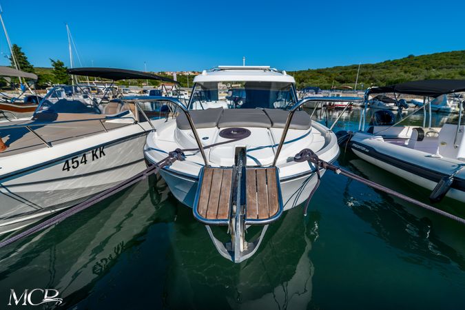 Beneteau Antares 8 | Antares