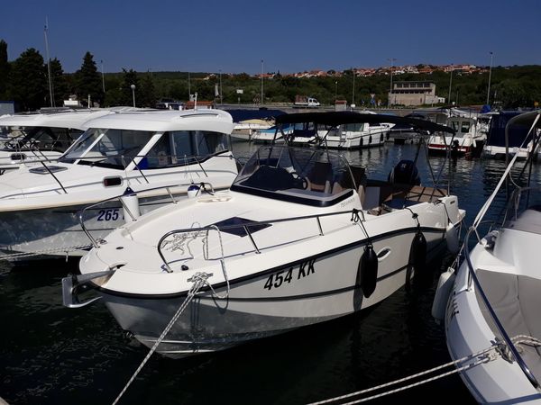 Quicksilver 755 Sun Deck | 454 KK