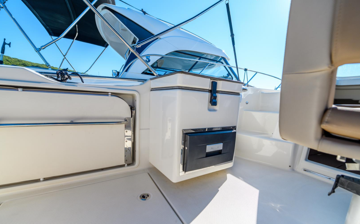 Quicksilver 755 Sun Deck | 454 KK