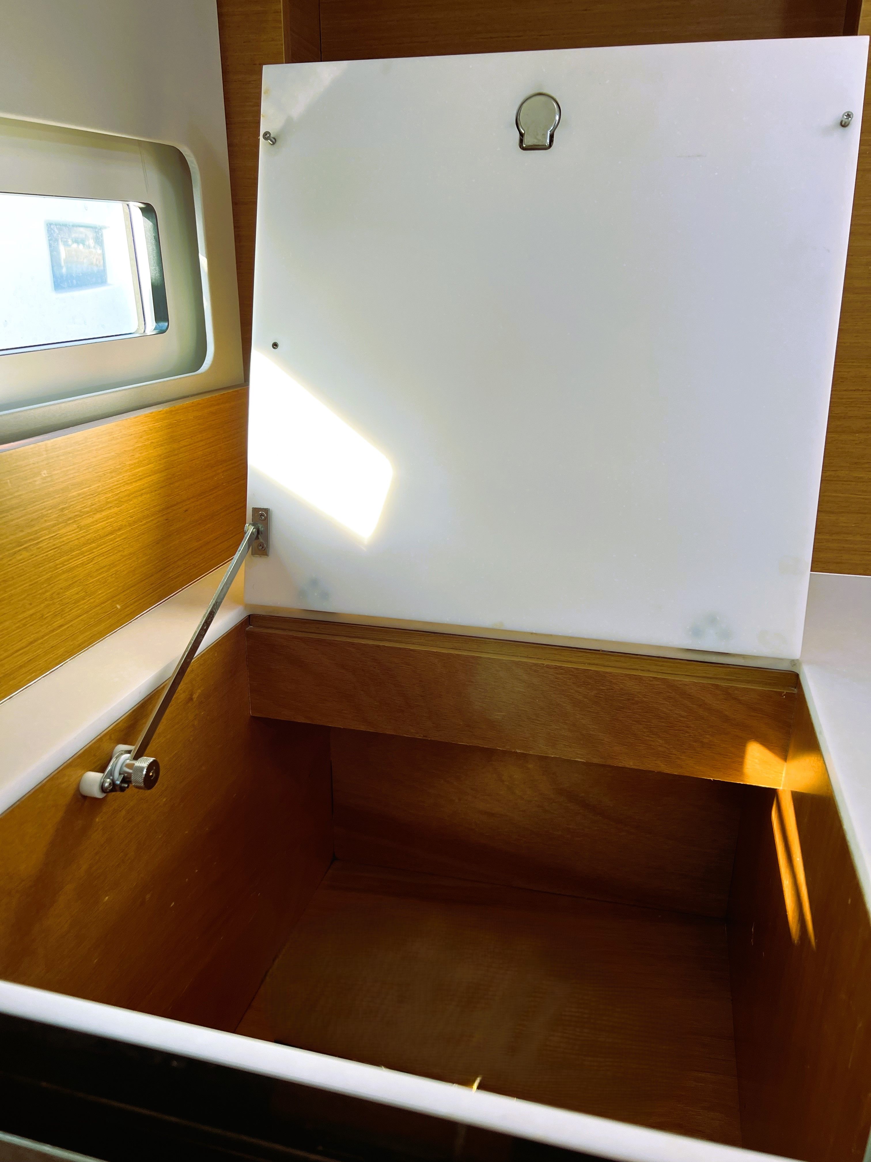 Jeanneau Sun Odyssey 410 | Little Tony