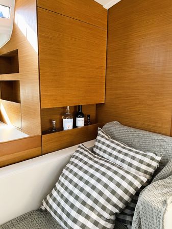 Jeanneau Sun Odyssey 410 | Little Tony